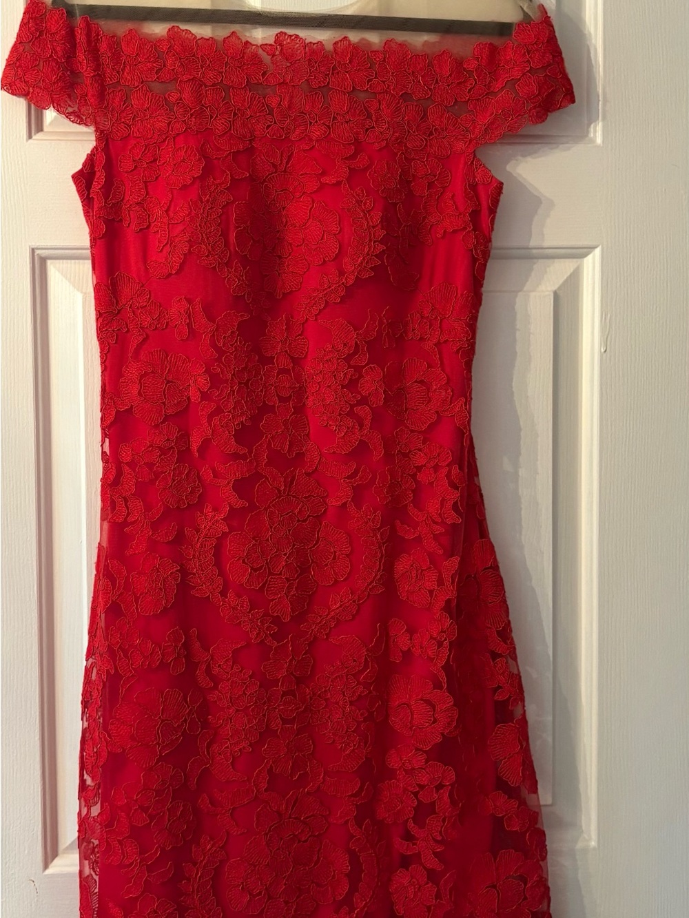 Tadashi Shoji Red Off-Shoulder Lace Cocktail Dress